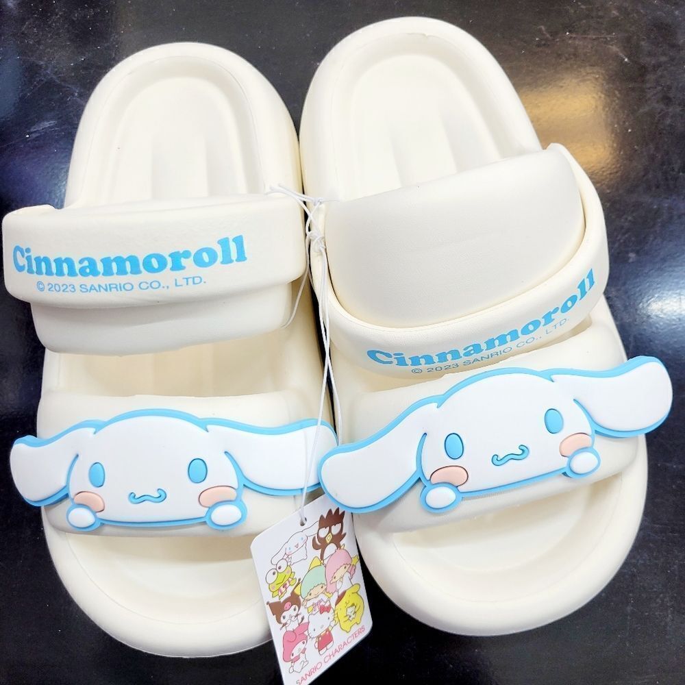 Brand New Sanrio Cinnamoroll Sandals Slippers Size: 7 US